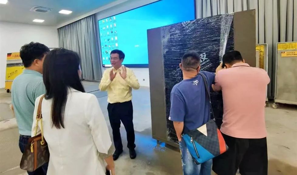 西牛皮防水（欽州）科技園迎來北海市民峰養(yǎng)殖有限公司、廣西合浦縣黑大帥養(yǎng)殖有限公司一行考察交流